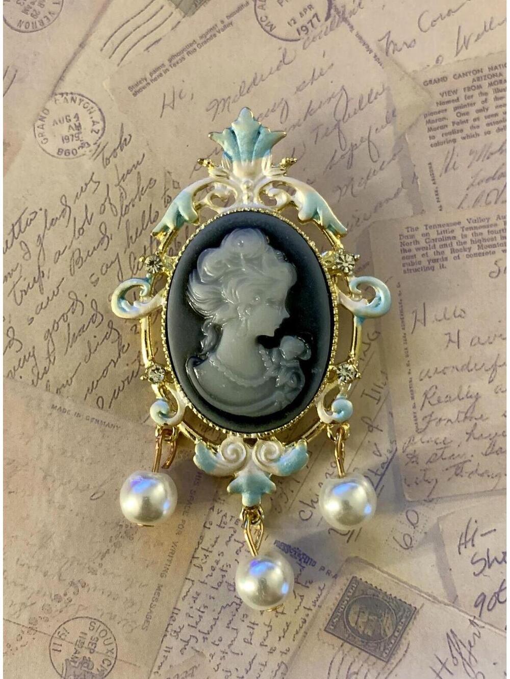 Elegant Cameo Brooch with Pearly Charm Dangles - Classic & Chic
